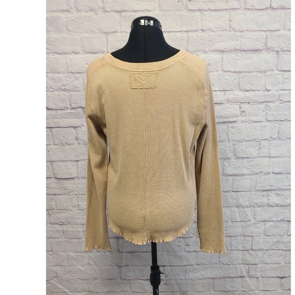 Free People We The Free Tan Waffle Knit Lettuce Hem Long‎ Sleeve Top XL